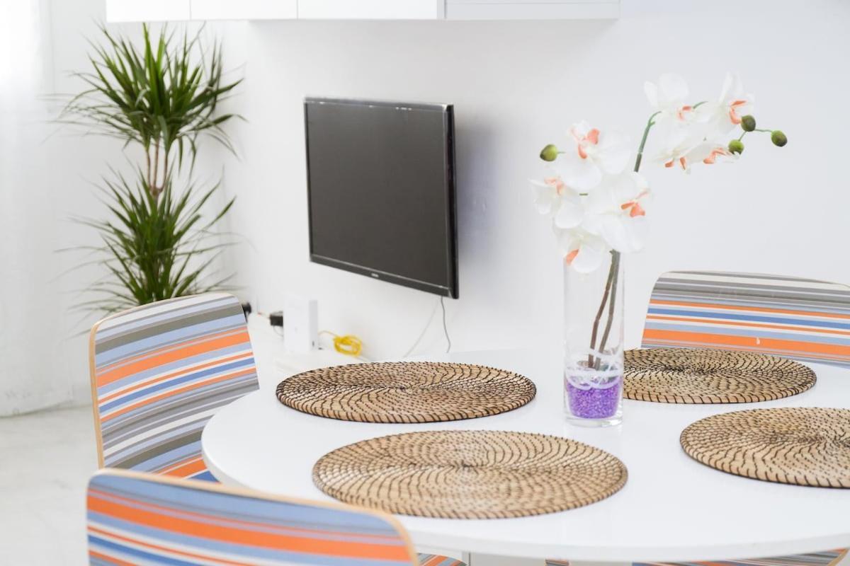 C71 - Cool 1 Bedroom Capuchinos Apartment Málaga
