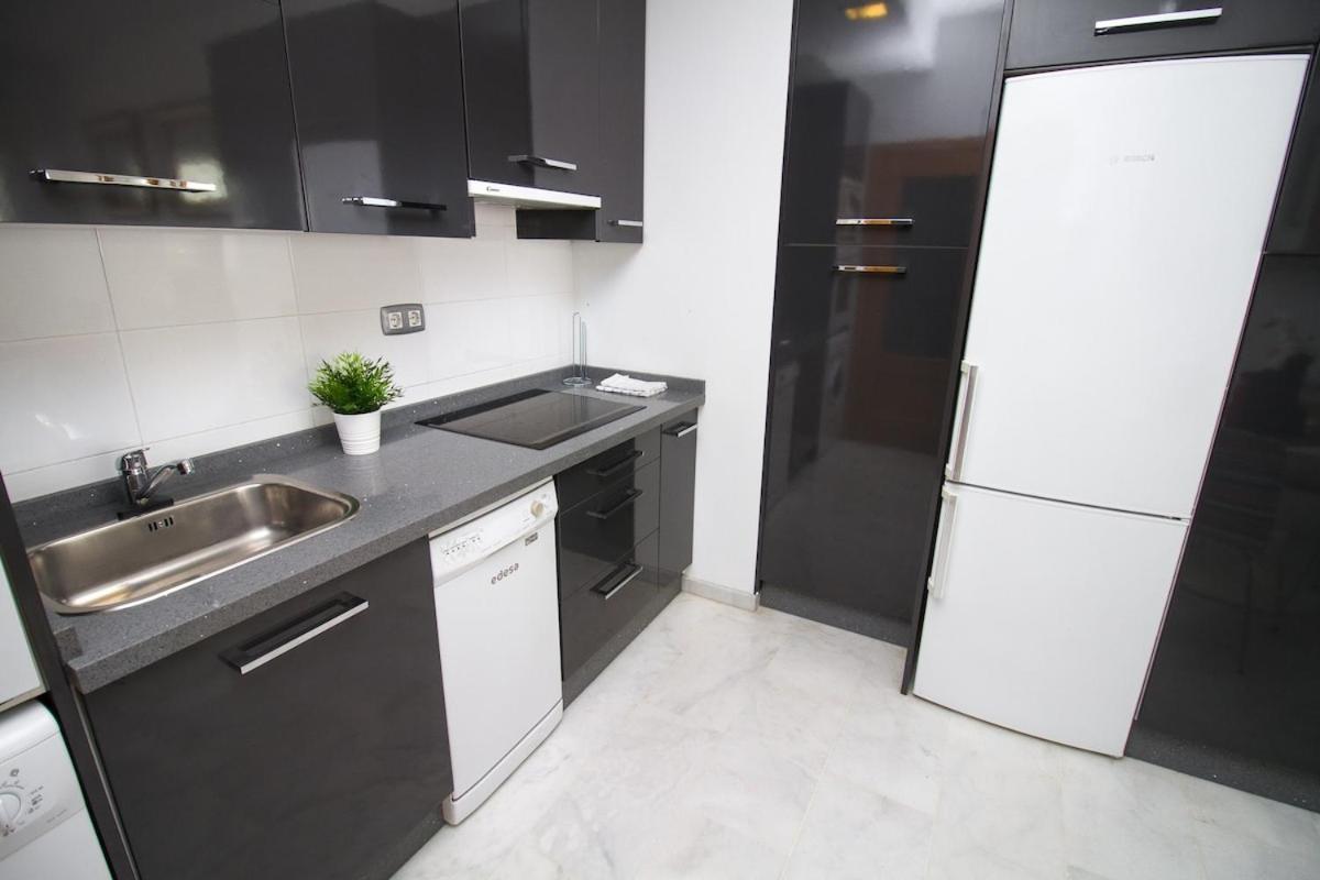 C71 - Cool 1 Bedroom Capuchinos Apartment Málaga